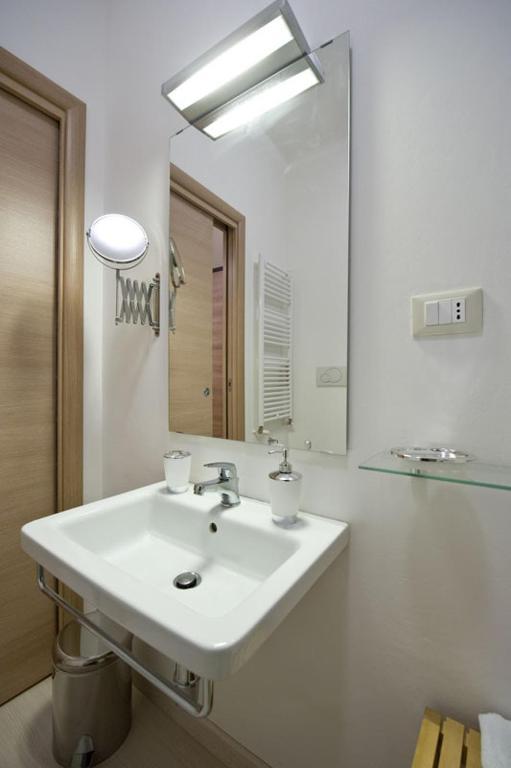 Apartamento Vico Amato Residenza Sulmona Habitación foto